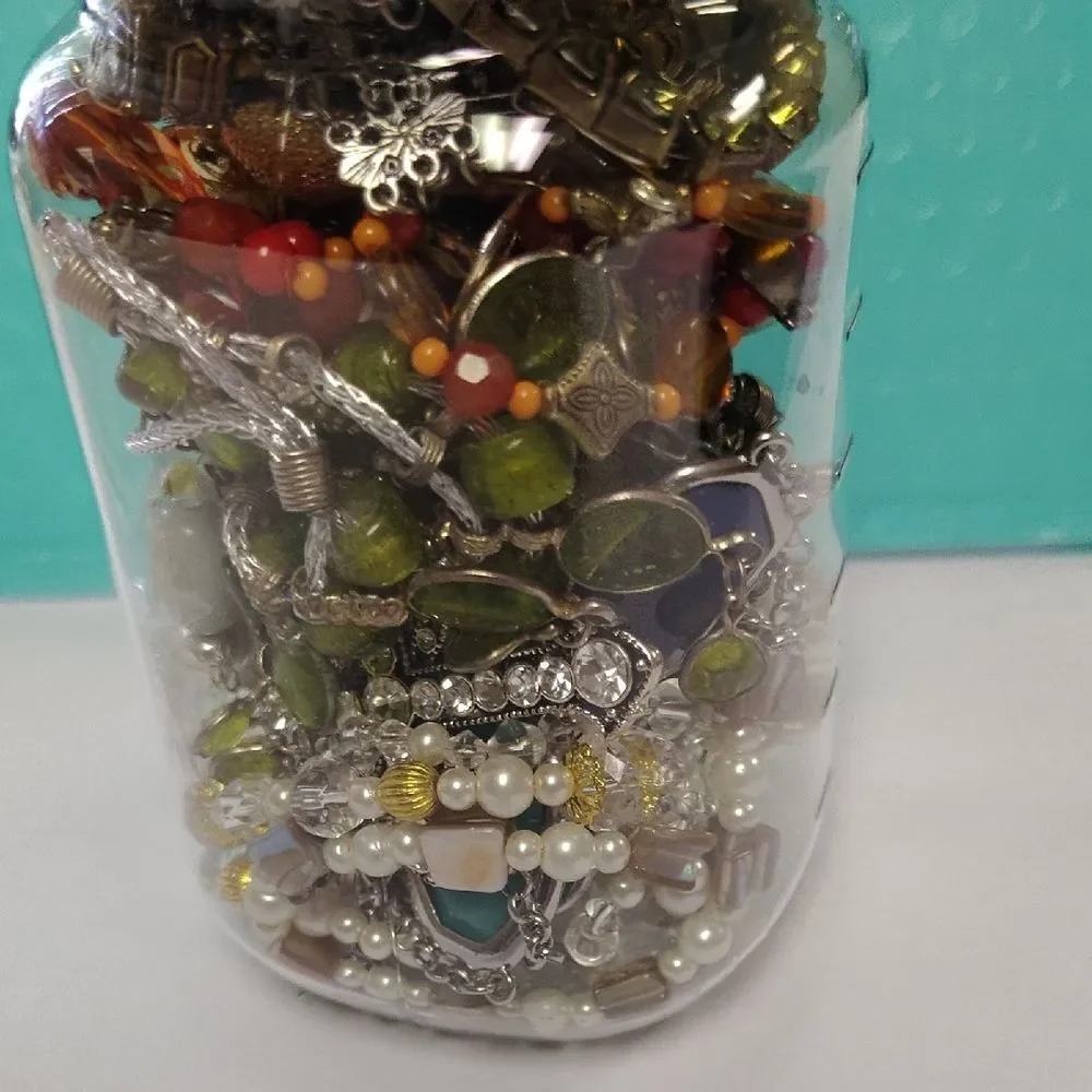 Mystery Jewelry Jar #56 - Picture 4 of 6